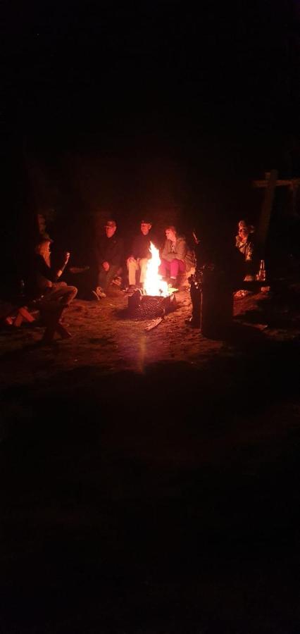 לינה וארוחת בוקר Sosdala Vittfarnas Hird Vikingaby מראה חיצוני תמונה